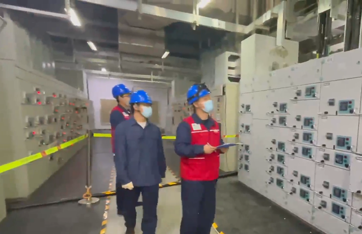 全球连线｜保障冬奥测试活动 五棵松体育中心给电力设备做&ldquo;体检&rdquo;