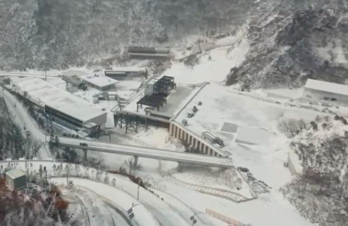 全球连线丨（走近冬奥）&ldquo;雪飞燕&rdquo;宛若仙境