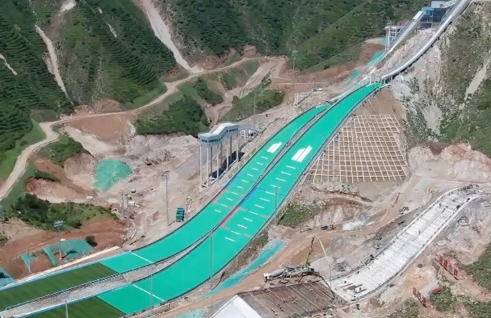 全球连线｜（走近冬奥）涞源国家跳台滑雪训练科研基地建设进入冲刺阶段