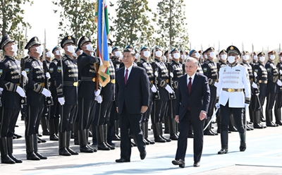 習近平同烏茲別克斯坦總統米爾濟約耶夫會談