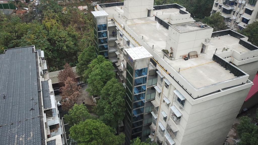 老楼装新&ldquo;梯&rdquo;