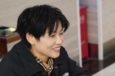 新华全媒+&middot;代表风采录丨李楠楠：用青春守护夕阳红