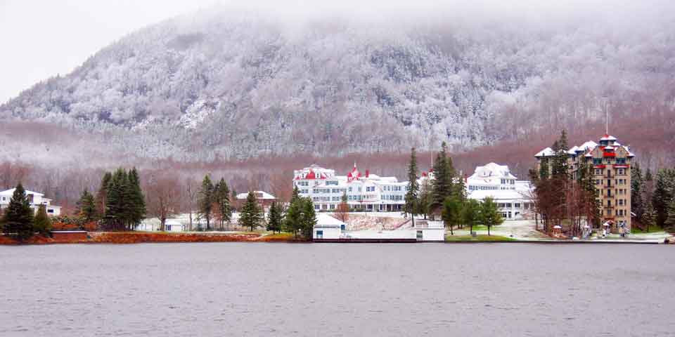 美国大选&ldquo;第一村&rdquo;静候投票日
