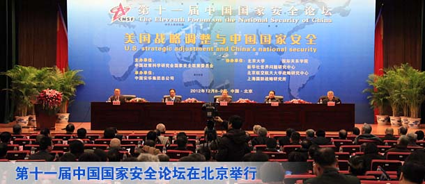 对美国要听其言更要观其行