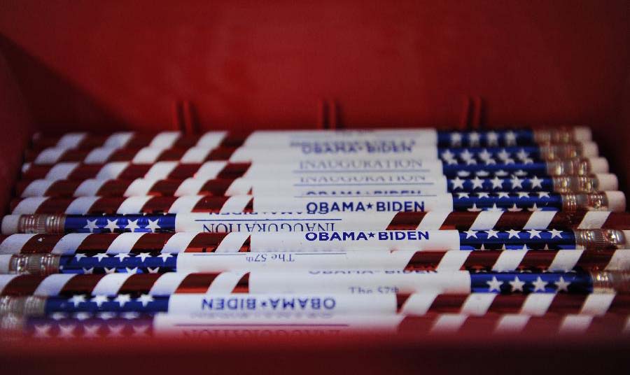 奥巴马就职典礼纪念品在华盛顿上市热销