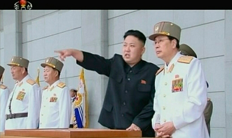 朝鲜举行小型阅兵仪式 庆祝人民军建军81周年