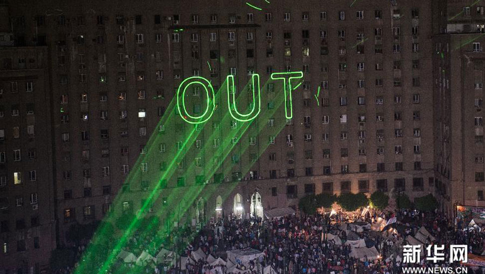 埃及总统要求军方撤销48小时的最后期限