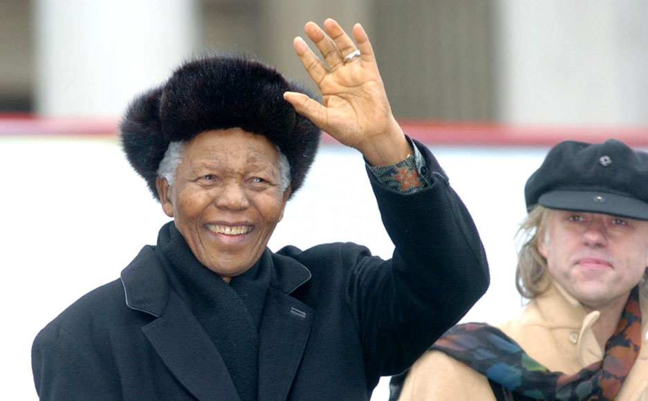 南非前总统曼德拉因病去世