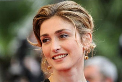 奥朗德"绯闻女友"被指与黑帮有关联