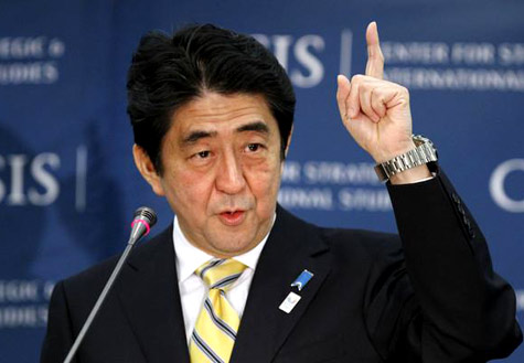 安倍达沃斯表演令全球 悚然 _寰球立方体