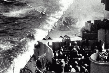 背景资料：神风特攻队