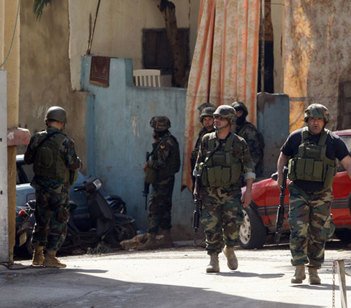 黎巴嫩支持和反对叙利亚政府的派别在首都枪战