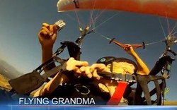 百歲老太乘滑翔傘遊天際 創吉尼斯世界紀錄(圖)