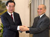 贺国强会见柬埔寨国王西哈莫尼