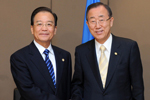 温家宝会见联合国秘书长潘基文