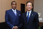 温家宝会见刚果（布）总统萨苏