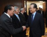 温家宝与阿根廷各界人士座谈