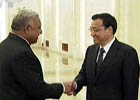 李克强同斐济总理举行会谈
