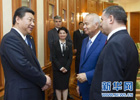 习近平参观乌兹别克斯坦最高会议参议院