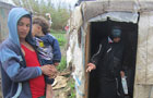 叙利亚：叙难民逃难路艰辛漫长