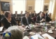 李克强与英国首相卡梅伦共同举行中英全球经济圆桌会