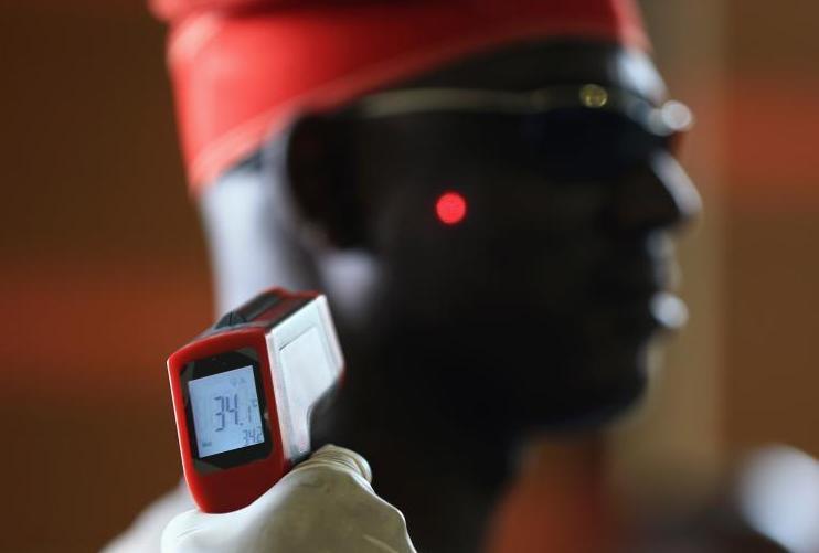 尼日利亚机场加强监测 预防埃博拉蔓延