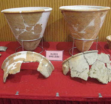 湖州钱山漾文化遗址出土的陶器