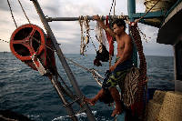 泰国渔船工：被下药，被绑架，被奴役（高清组图）