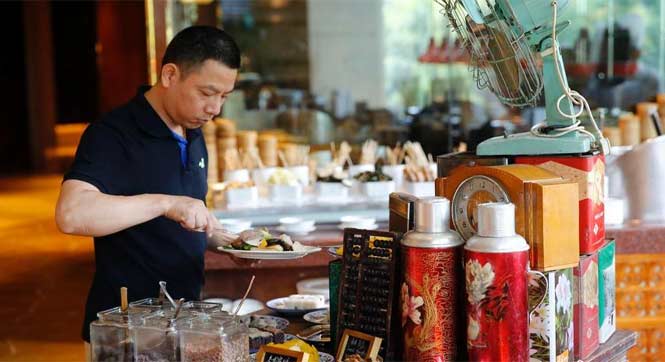 沪上餐厅推出怀旧主题餐饮吸引食客