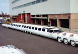 世界最长的礼车车身30多米 极致奢华（组图）