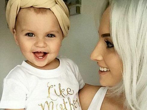 英国1岁萝莉成时尚圈最新萌宝 大片写真全曝光