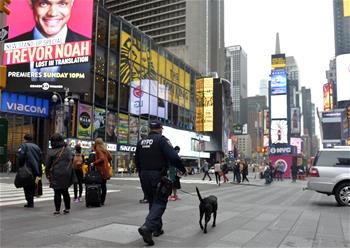 “IS”视频威胁袭击纽约 警方加强安保措施严防恐袭(高清)