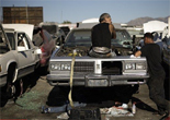 探访美国废弃车厂 曾为200部电影提供道具