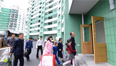 朝鲜居民迁入黎明大街新居