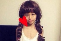 日本男子将弟弟打扮成漂亮&ldquo;妹妹&rdquo;爆红网络（图）