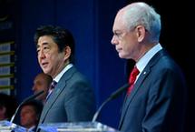 欧盟-日本峰会在布鲁塞尔举行（高清）