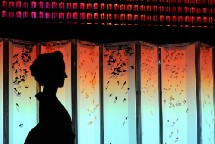 东京&ldquo;水中艺术展&rdquo; 高科技展现唯美清凉世界（组图）