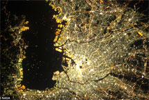 NASA公布大量卫星照片 请求网民辨认（组图）