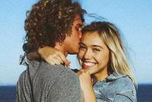 90后情侣环游世界照片红遍全球