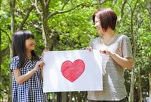 日本调查：2015年母亲节 亲妈和婆婆待遇不一样？