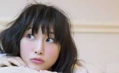 SKE48松井玲奈决定毕业！变小女人慵懒妩媚（图）