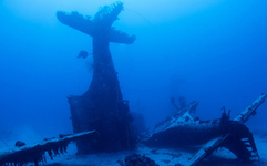 太平洋"战机墓地"曝光