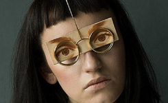 脸部珠宝--另一种皮肤