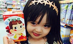 日韩混血萝莉可爱逆天