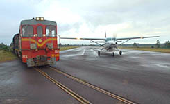 惊心动魄的机场跑道