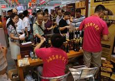 广州环卫工&ldquo;山西品牌中华行&rdquo;上获赠金醋