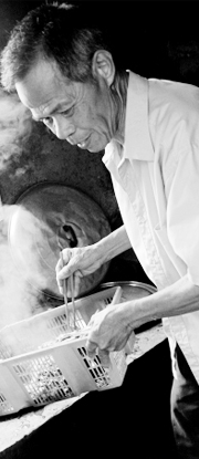 七旬老翁16年灶火不断温暖百余学童