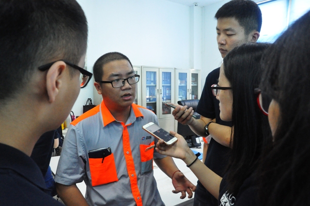 新闻学子重庆行】学生作品:中欧班列调度员:平