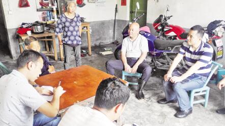 河南:精准扶贫,新华人在行动