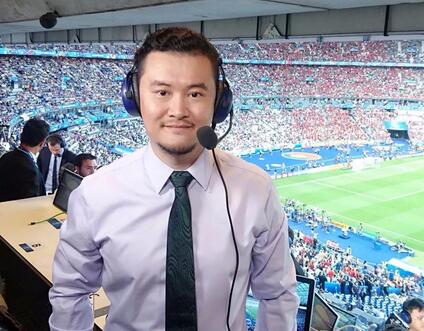 董卿贺炜张蕾任鲁豫 央视主持人与父亲的故事